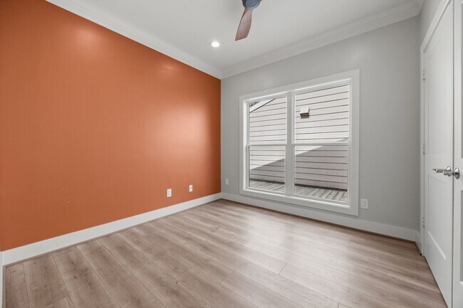 Building Photo - 10257 Bridgeland Ln