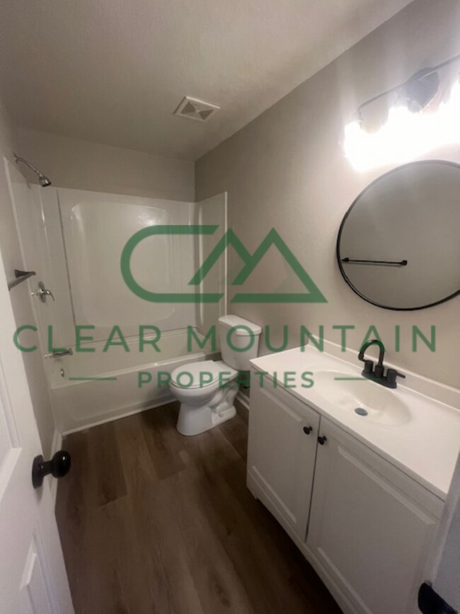 Building Photo - 203 Cypress Cove Ct