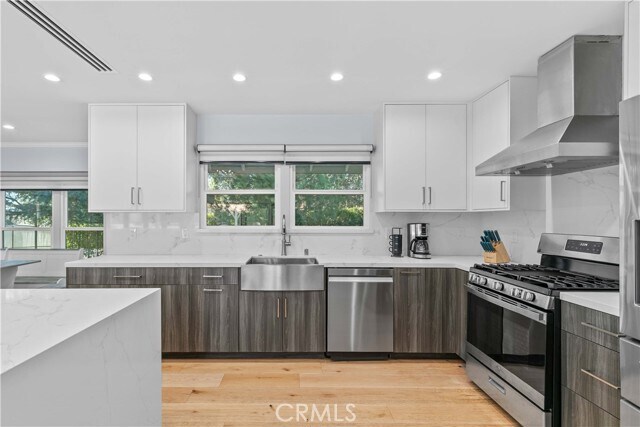 Building Photo - 11568 Newcastle Ave