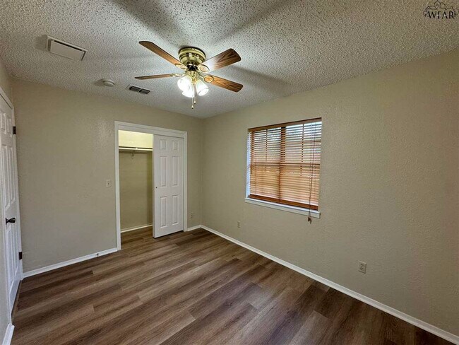 Building Photo - 2953 Stearns Ave