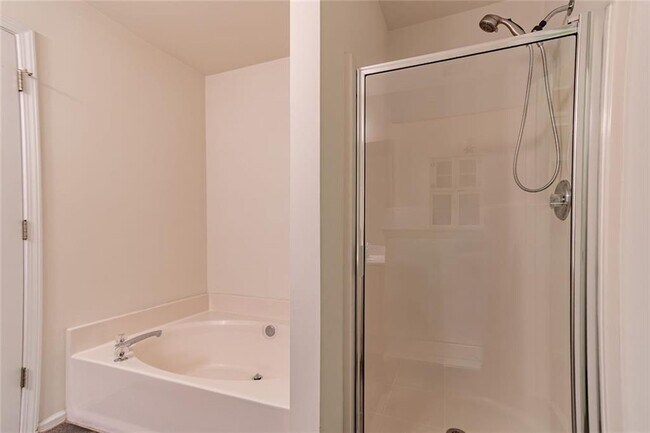 Building Photo - 4188 Rogers Creek Ct