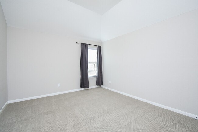 Building Photo - 4510 Shaded Arbor Way