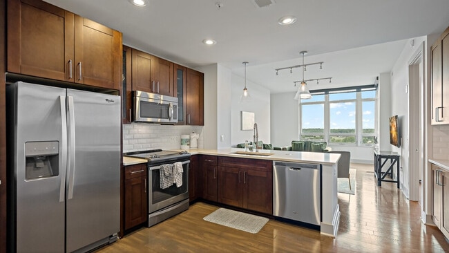 Building Photo - 1544 Spring Gate Dr.