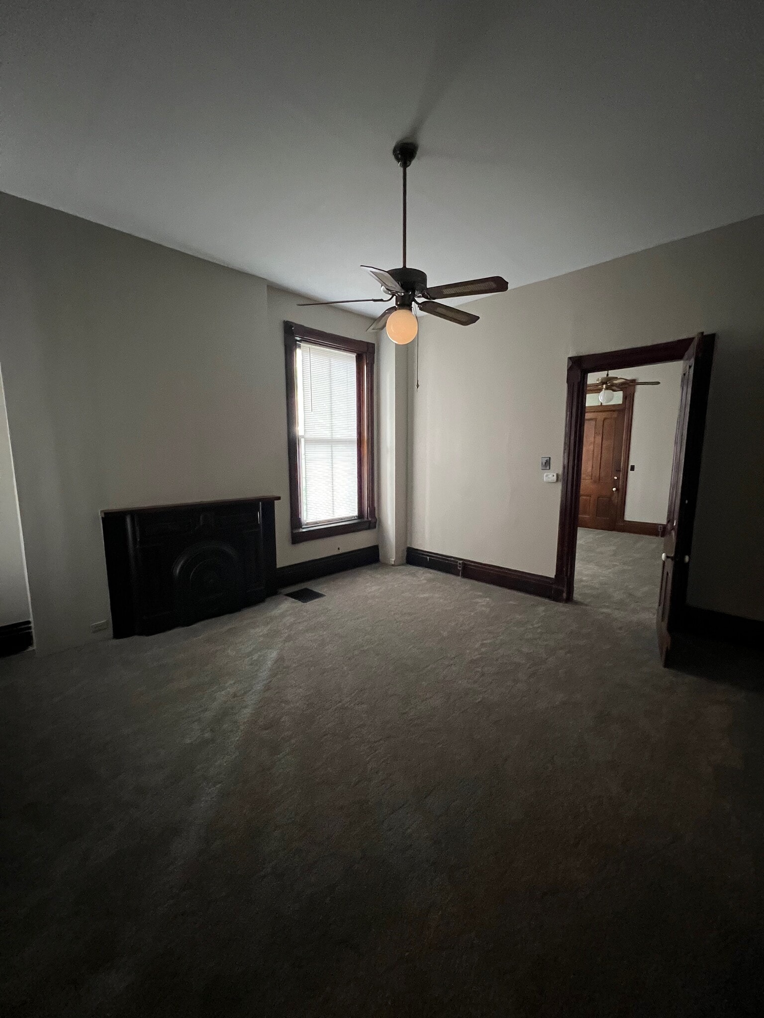 Building Photo - 114 Parker St