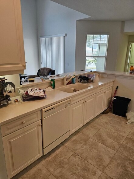 Building Photo - 10451 SW Academic Way