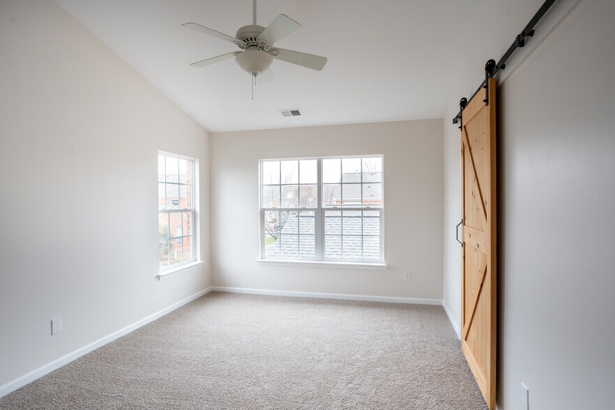 Building Photo - 6107 Margaret Ct