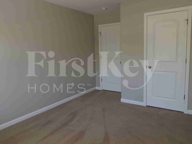 Building Photo - 901 Leatherstone Ln