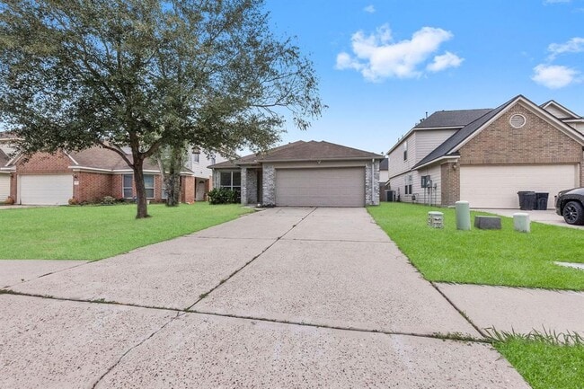 Building Photo - 16957 Wren Hill St