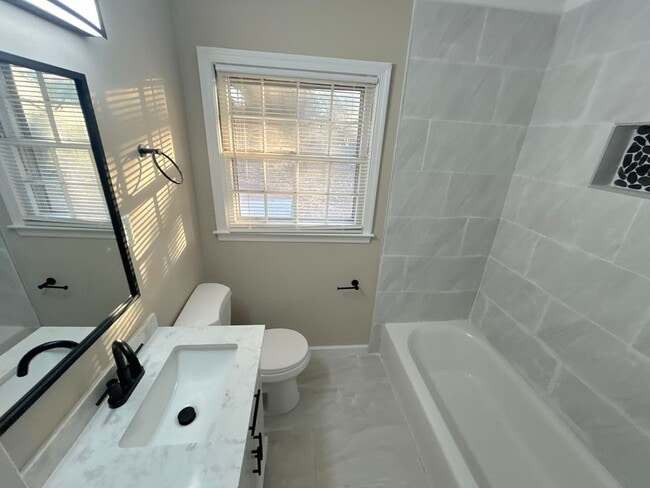 Building Photo - 3437 Walnut Grove Rd