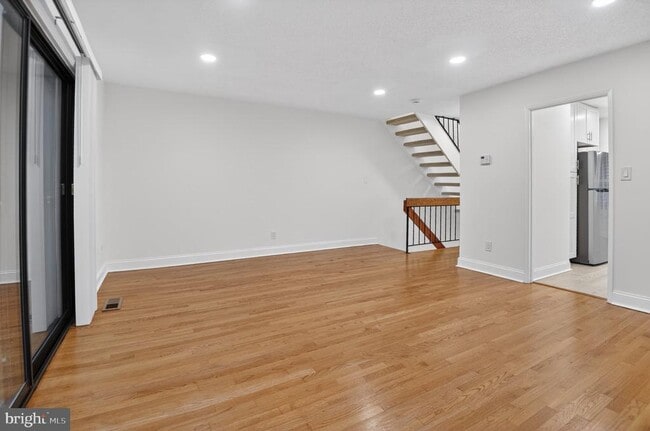 Building Photo - 2236 Cartwright Pl