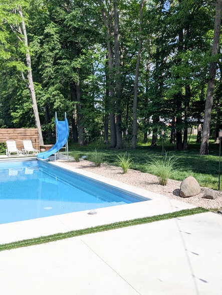 Building Photo - 111 McClellan Rd