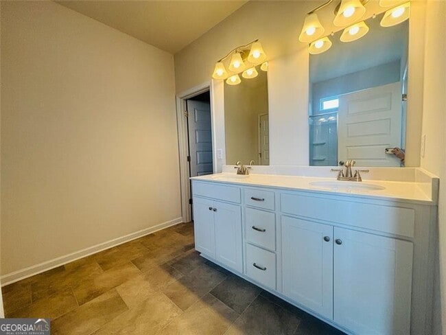 Building Photo - 206 Bastian Dr