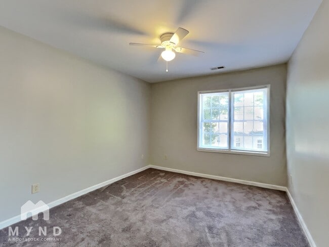 Building Photo - 2745 Sterling Park Dr