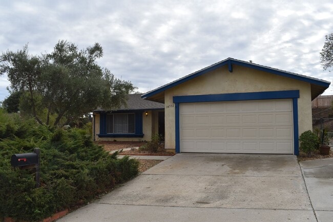 Building Photo - Single Story 3 Bed 2 Bath Home in Poway- S...