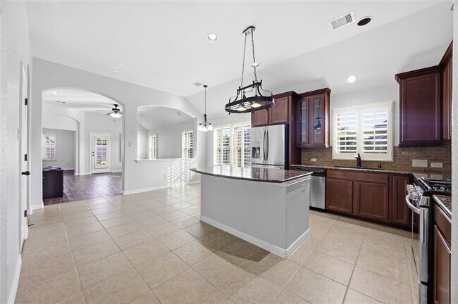 Building Photo - 601 Dunlavy Ln