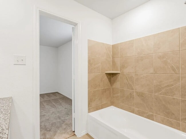 Building Photo - 7109 Gray Wolf Ln