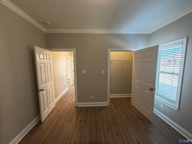 Building Photo - 945 Tracey Ln