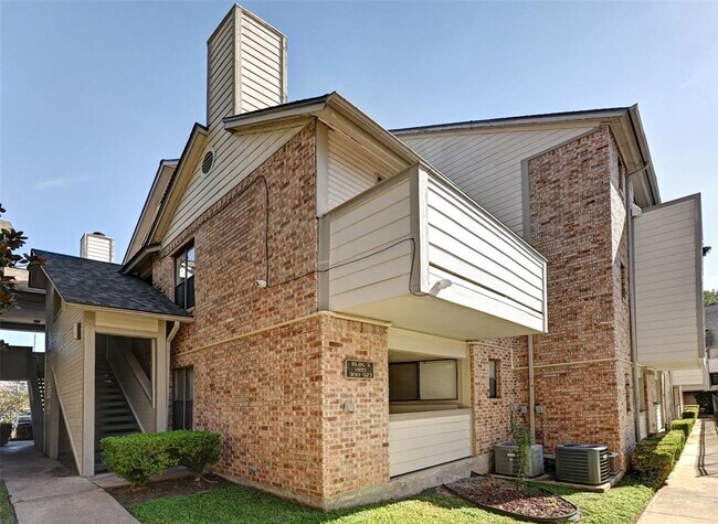 Building Photo - 2500 Burleson Rd