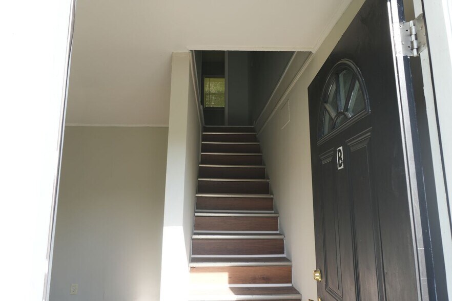 Building Photo - 1224 Appling Ct