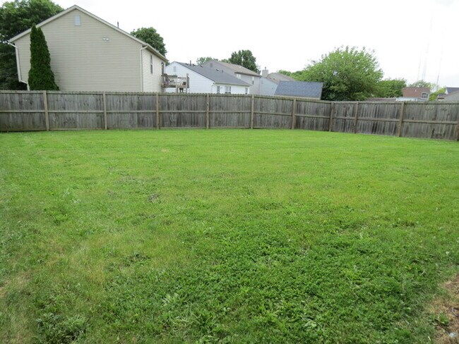 Building Photo - 1271 Caravel Dr