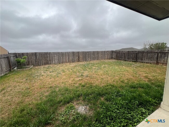 Building Photo - 663 Tom Kemp Dr