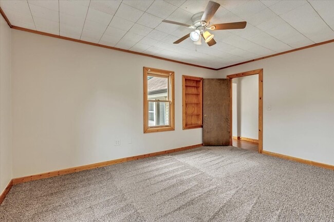 Building Photo - 2316 NW 33rd St