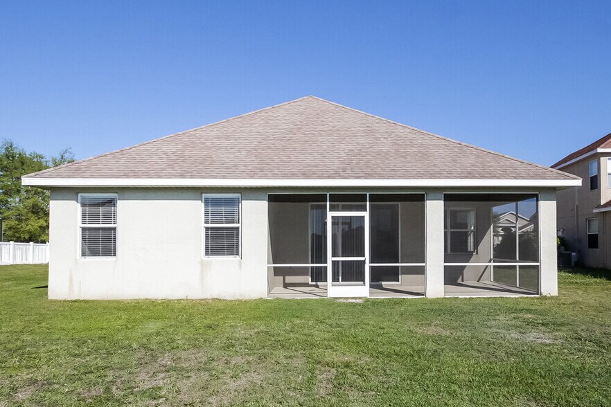 Building Photo - 2337 125th Dr E