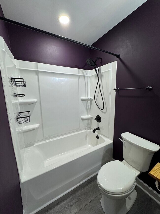 Building Photo - Holly Ridge