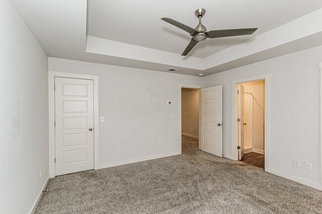 Building Photo - 5520 Cathwick Dr