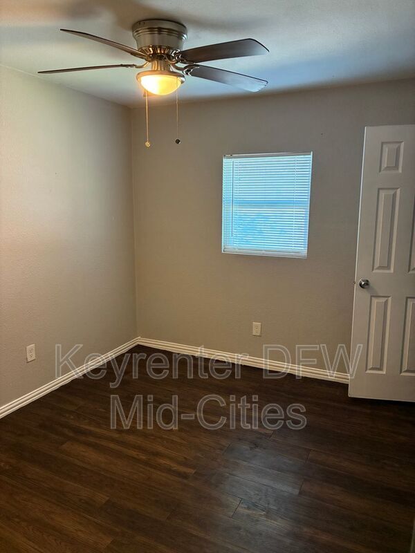 Building Photo - 2735 Purington Ave