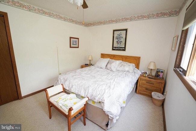 Building Photo - 39028 Bayview W