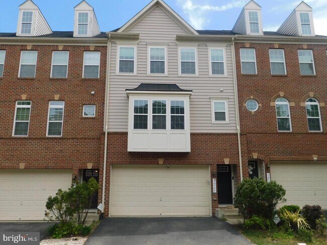 Building Photo - 12705 Bedford Glen Way