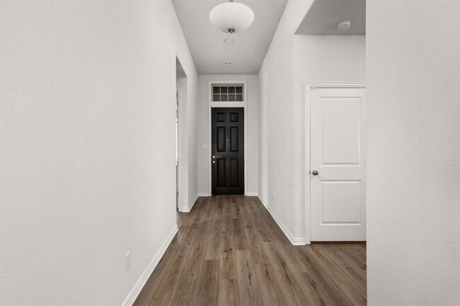 Building Photo - 2949 Consuelo Wy