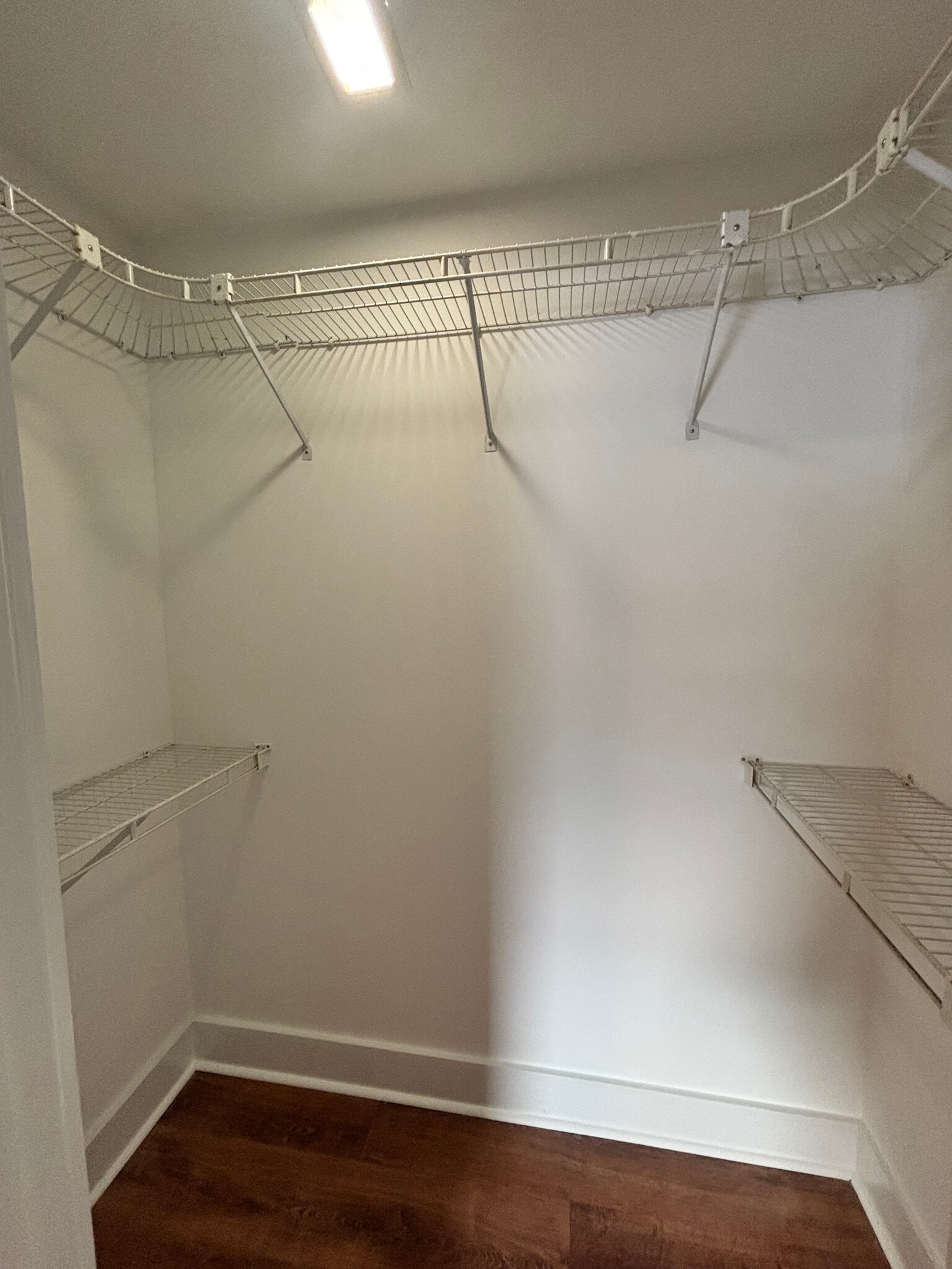 Walk in Closet (Primary) - 21116 Wells St