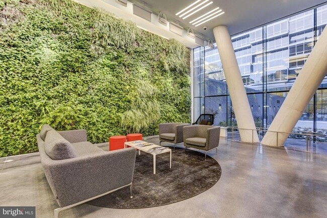 Building Photo - 1111 24th St NW