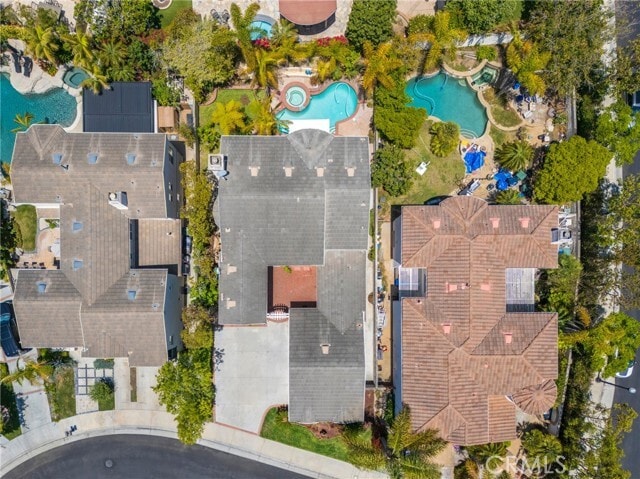 Building Photo - 6535 Park Royal Cir