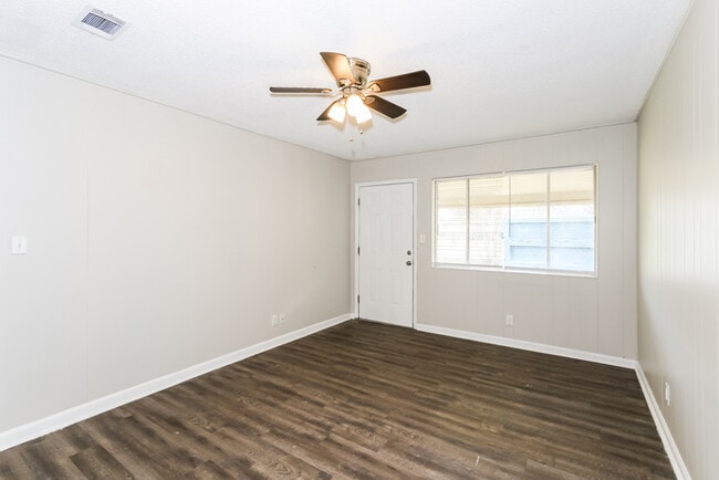 Building Photo - Cute 3 Bedroom in Augusta