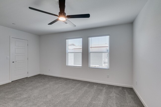 Building Photo - Beautiful New 3 Bed / 2.5 Bath Townhome 89178