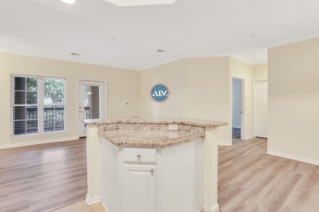 Building Photo - Live the Lowcountry Lifestyle in Comfort a...