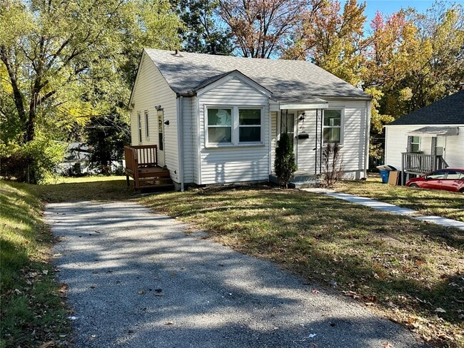 Building Photo - 7121 Lamont Dr