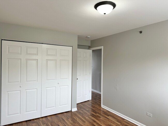 Building Photo - 8635 84th Ct