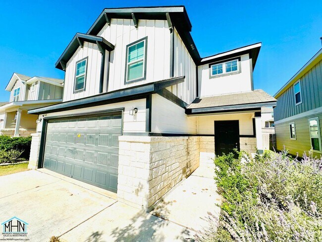 Building Photo - Beautifully maintained Two-Story 3-Bedroom, 2.5-Bath Home with Community Pool & Park!