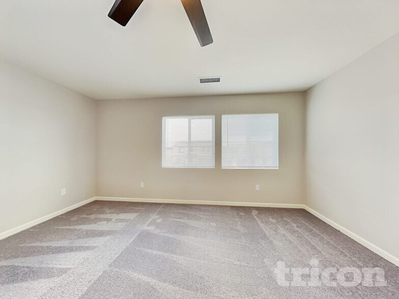 Building Photo - 8950 Elk Ravine Dr