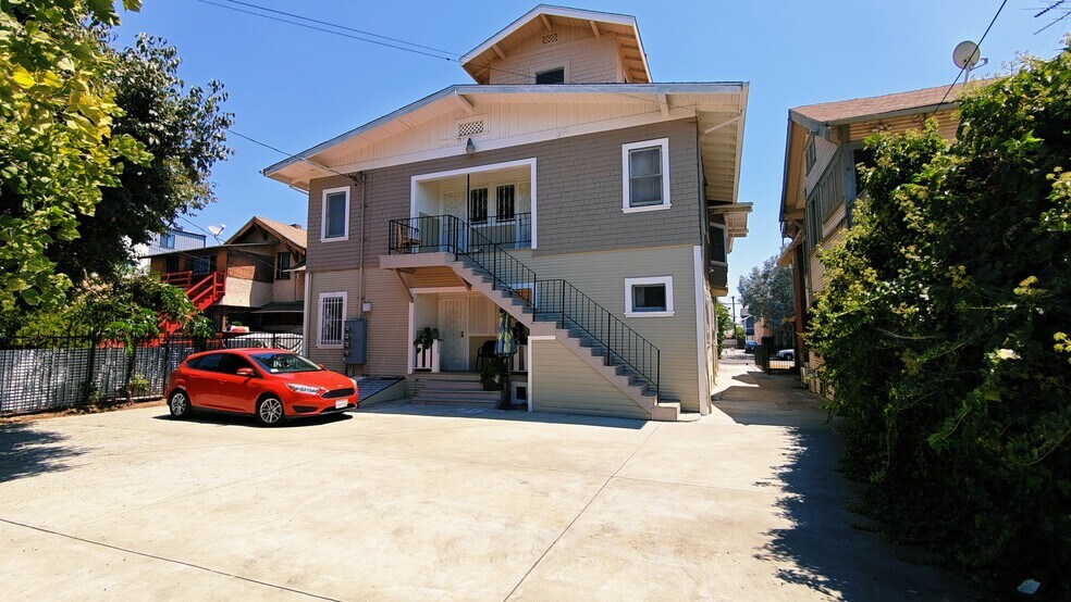 Building Photo - 3021 Van Buren Pl