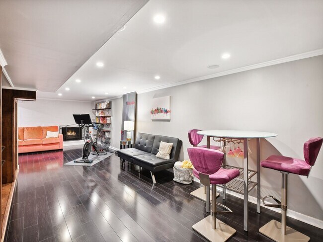 Building Photo - 6017 Halifax Ave S