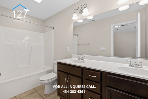 Building Photo - Luxury Townhome for Rent in Timberlake – 4...