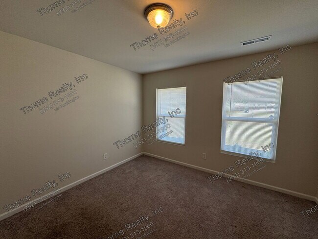 Building Photo - 1220 Hope Farm Dr