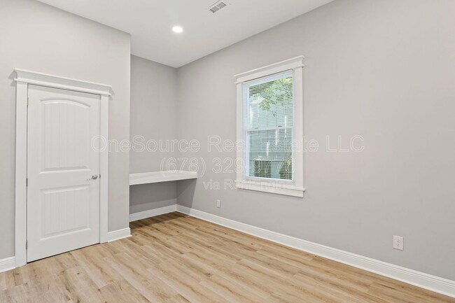 Building Photo - 883 N Grand Ave NW