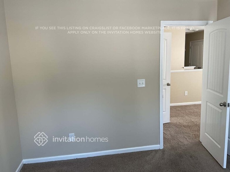 Building Photo - 323 Rankin Cir