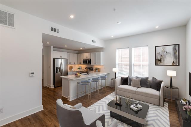 Building Photo - 617 N Tyler St